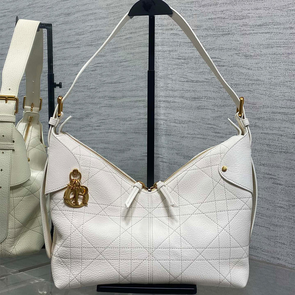 Dior Medium Dior Voyage Bag(HIGH-END GRADE)