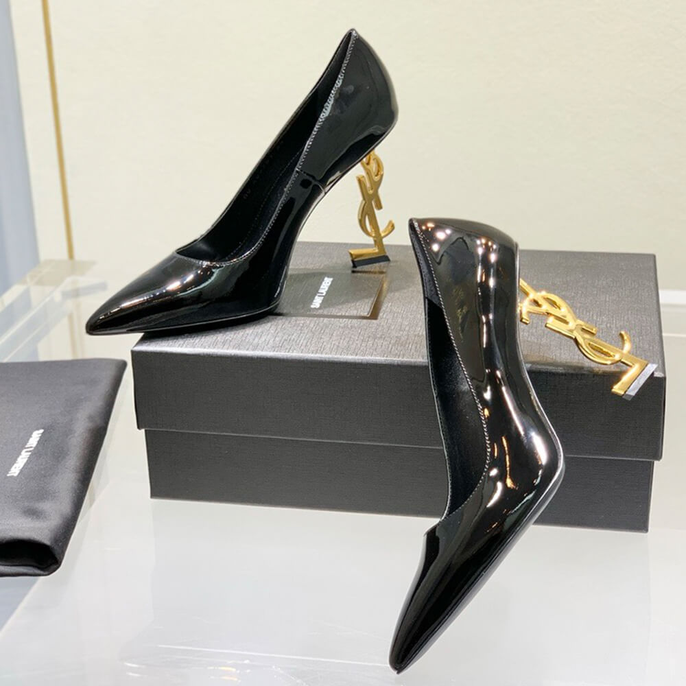 YSL OPYUM Pumps in patent leather