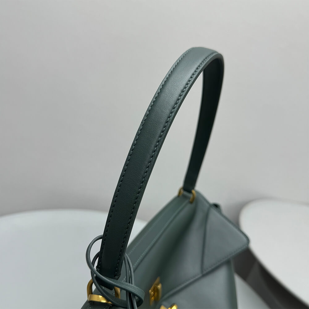 Balenciaga Women s Rodeo Handbag Medium(HIGH-END GRADE)