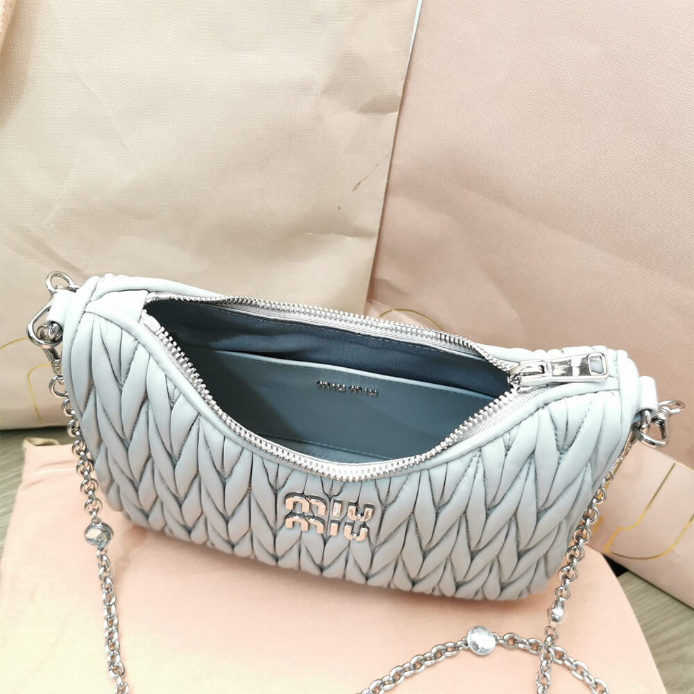 Matelasse nappa leather shoulder bag