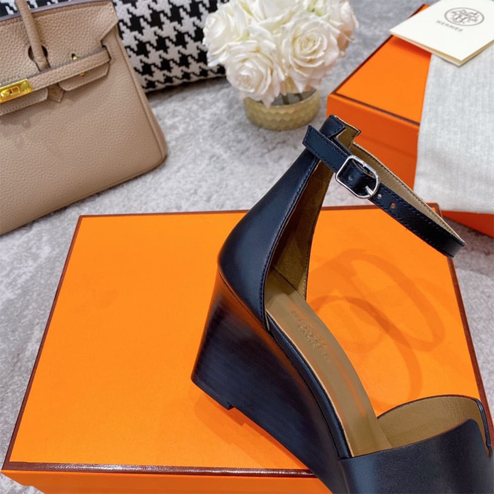 HERMES Legend sandal