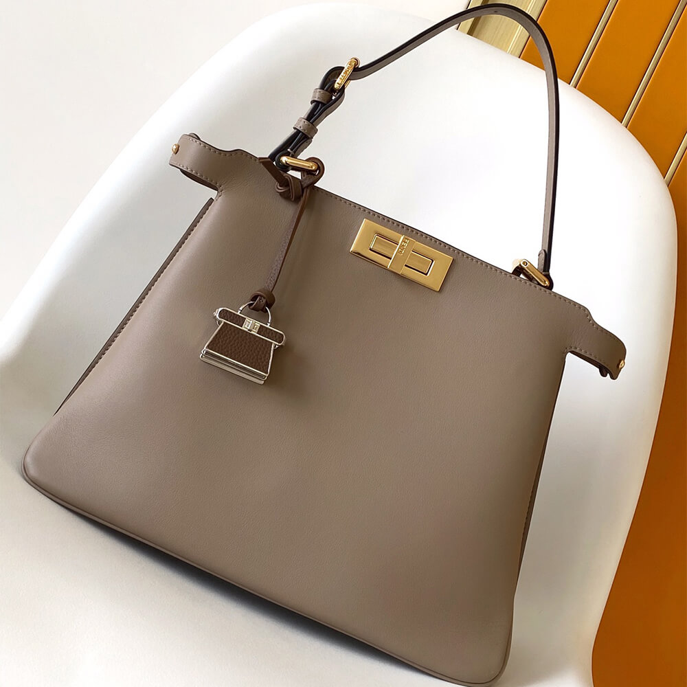 FENDI Peekaboo Soft Medium(HIGH-END GRADE)