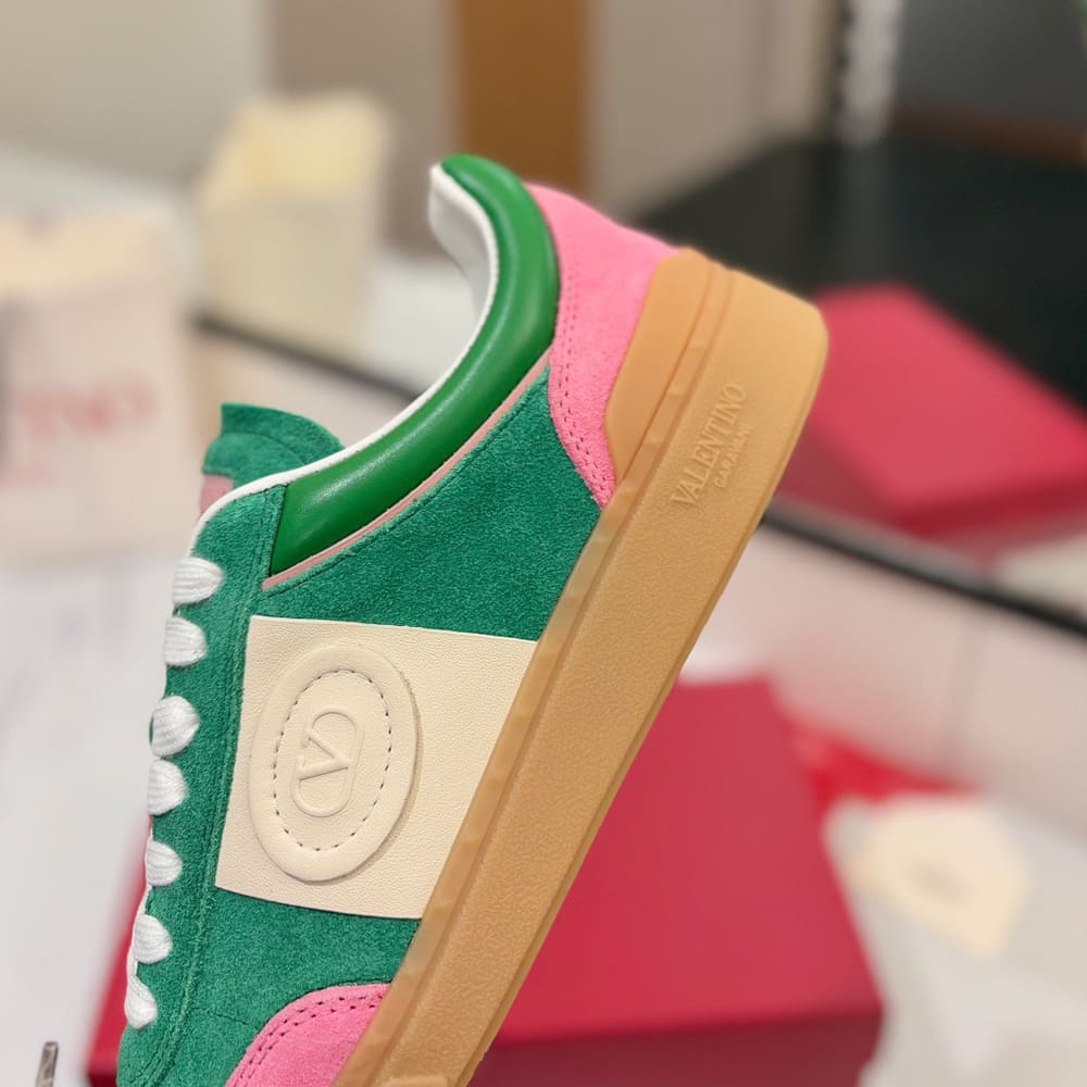 VALENTINO UPVILLAGE women s low-top sneakers