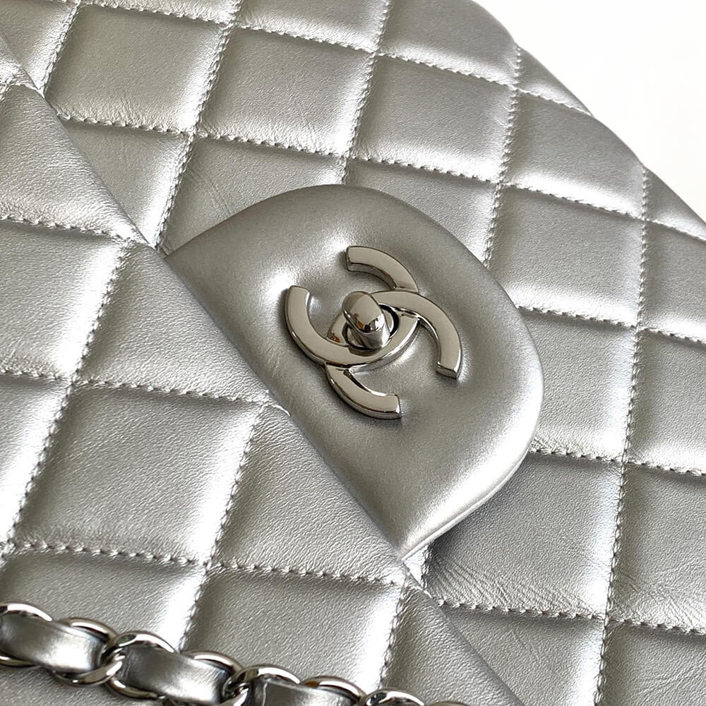 Chanel XXL Flap Bag(HIGH-END GRADE)