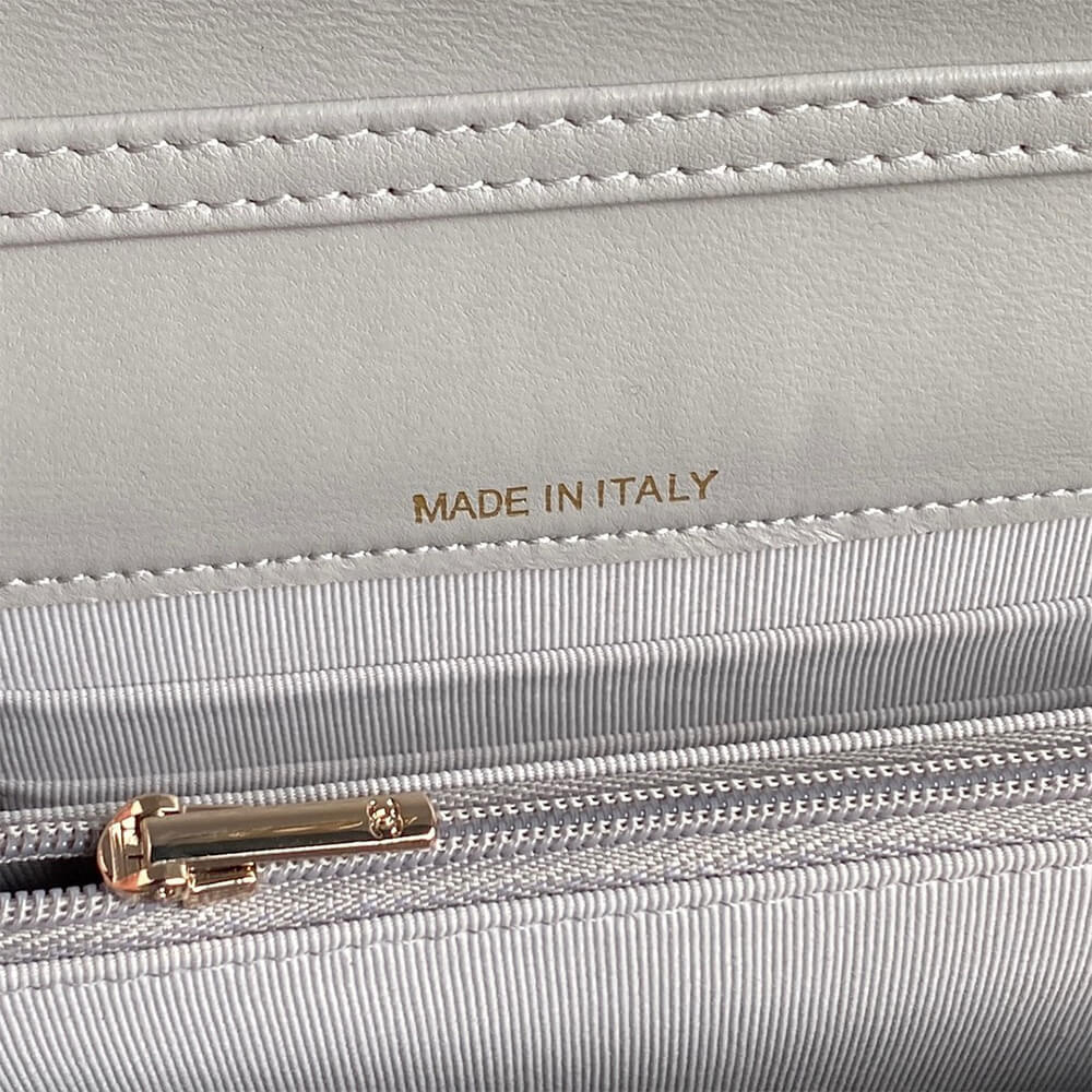 CHANEL Clutch With Chain(HIGH-END GRADE)