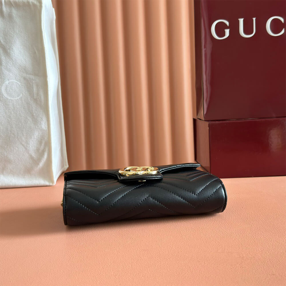 GG Marmont wallet on chain