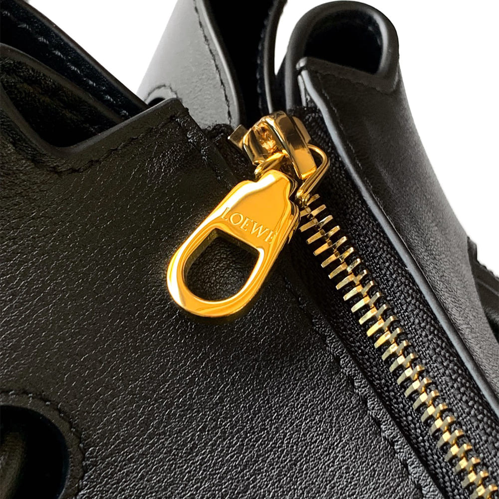 Loewe Medium Madrid bagin supple calfskin(HIGH-END GRADE)