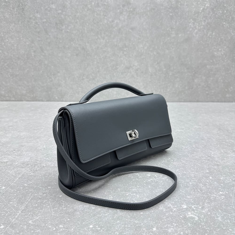 Balenciaga Women s Bel Air Clutch On Strap Small(HIGH-END GRADE)