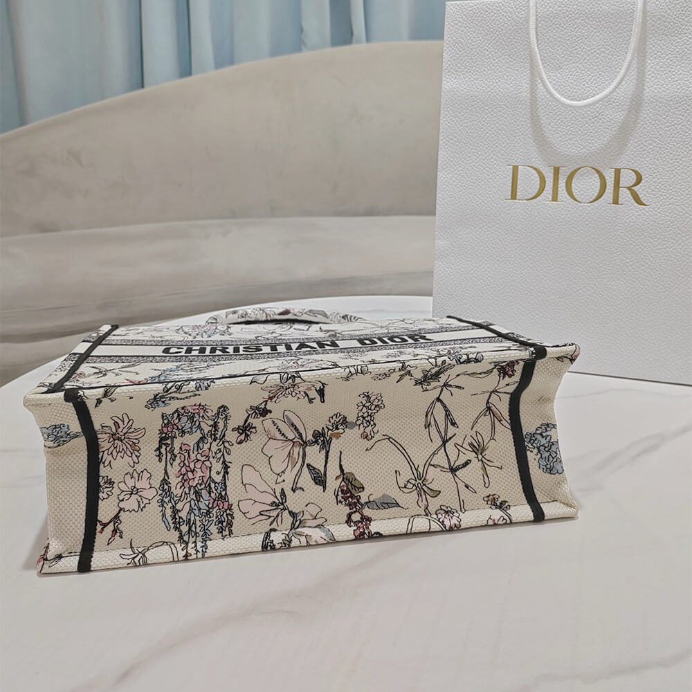 Medium Dior Book Tote
