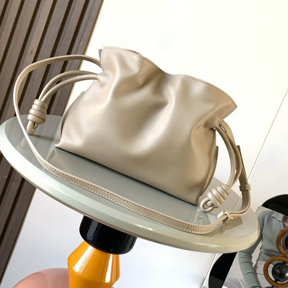 Loewe Mini Flamenco clutch in nappa calfskin(HIGH-END GRADE)