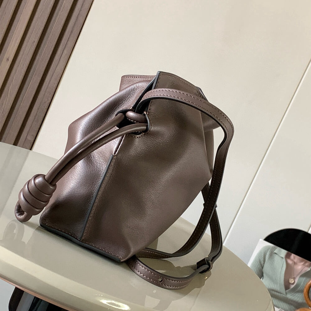 Loewe Mini Flamenco clutch in nappa calfskin(HIGH-END GRADE)